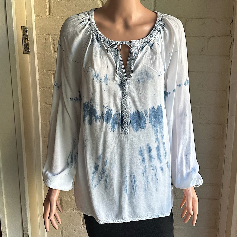 Vintage America size small light wash denim long sleeve boho blouse top